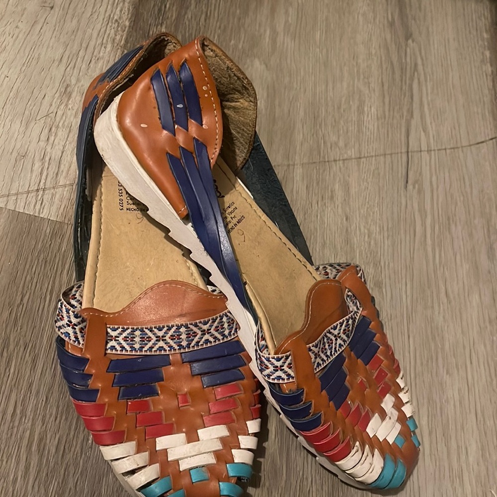 Handcrafted in Mexico (9US)